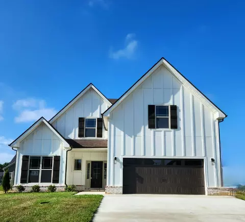 288 Bluebell Dr, Clarksville, TN 37043