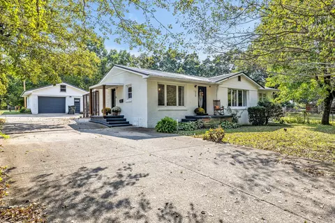 320 W 2nd Ave, Hohenwald, TN 38462
