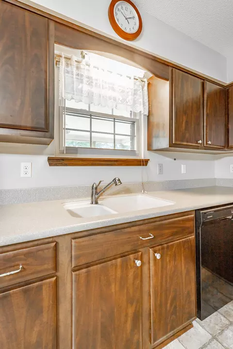 8933 Leamon Rd, Harrison, TN 37341 photo 12