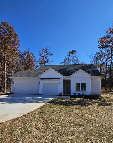 35 N Ballard Rd, Manchester, TN 37355