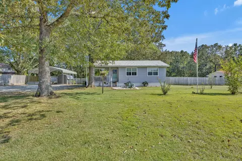 117 Rockhouse Rd, Hohenwald, TN 38462