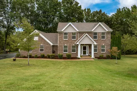 633 Natalie Ln, Spring Hill, TN 37174