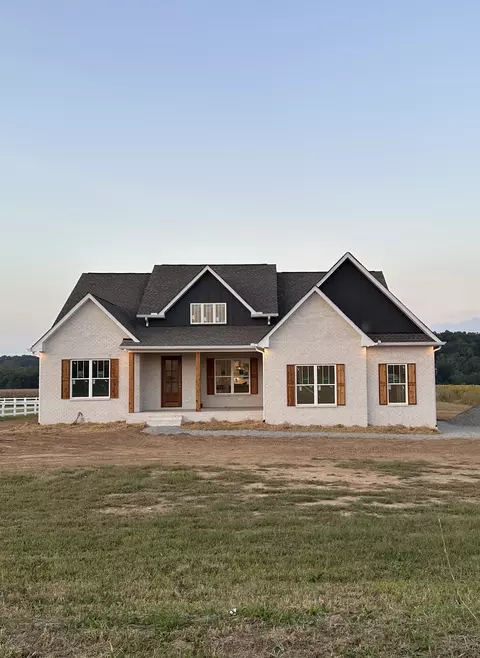 285 Aplin Branch Rd, Cottontown, TN 37048