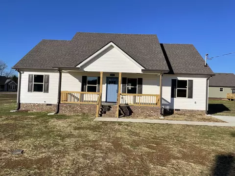 105 Bulldawg Trl, Cornersville, TN 37047