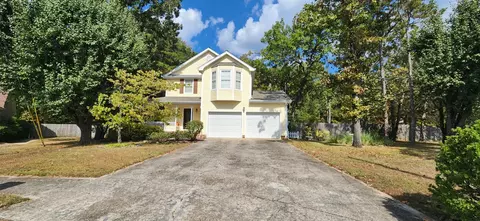 2428 Charleston Sq, Chattanooga, TN 37421
