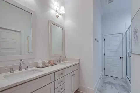 2107 Gildridge Dr, Nashville, TN 37221