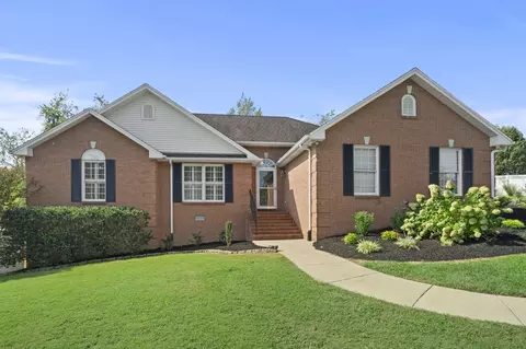 1815 Curtiswood Ln, Springfield, TN 37172