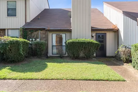 912 Old Fountain Pl, Hermitage, TN 37076