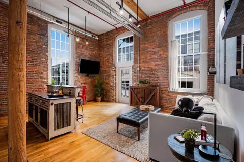 1350 Rosa L Parks Blvd #369, Nashville, TN 37208
