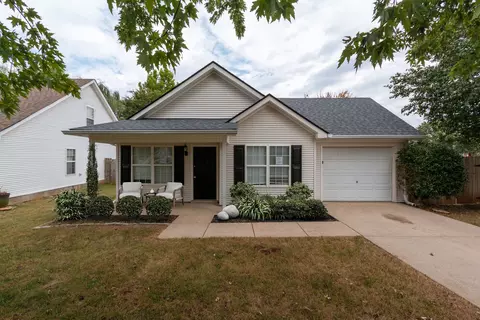 1511 Rochester Dr, Murfreesboro, TN 37130