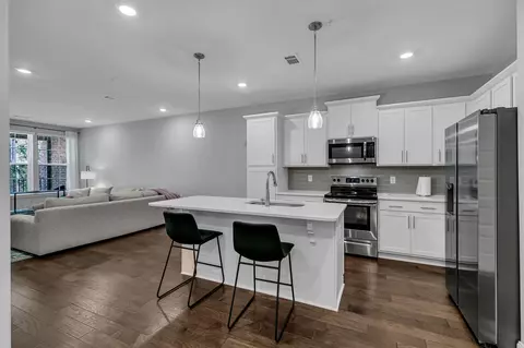 6000 Shadow Green Dr #6102, Franklin, TN 37064