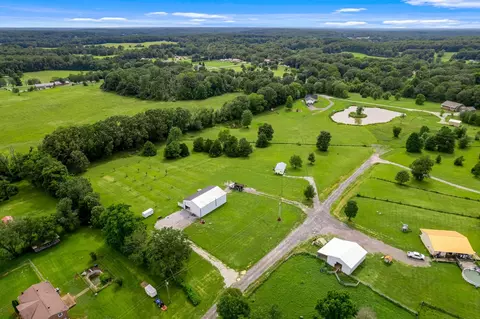 1213 Tuckers Way, Bon Aqua, TN 37025