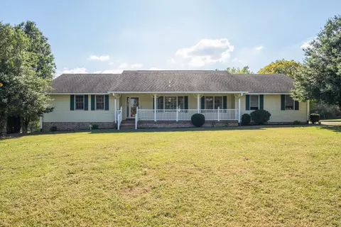 1110 Roundtree Dr, Gallatin, TN 37066