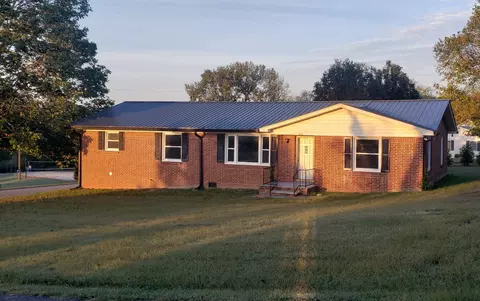 101 Salem St, Liberty, TN 37095