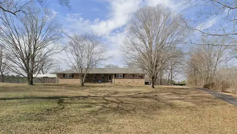 943 Belmont Rd, Clarksville, TN 37040