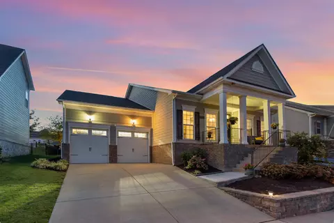 640 Streamside Ln, Franklin, TN 37064
