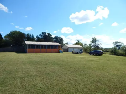 1124 Mike Muncey Rd, Mcminnville, TN 37110