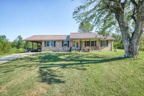 5438 Clay County Hwy, Celina, TN 38551