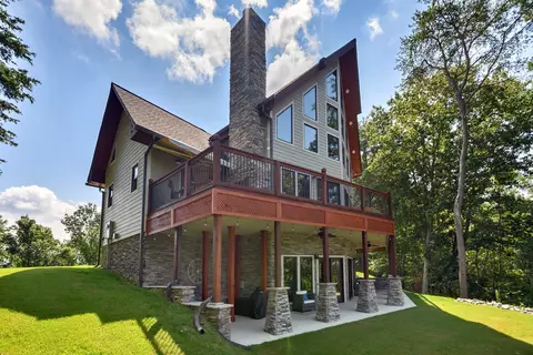 239 Old Skyline Dr, Waverly, TN 37185