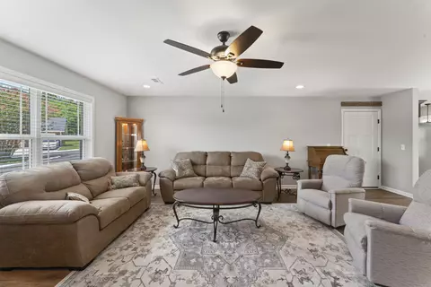 123 Dogwood Ct, Shelbyville, TN 37160