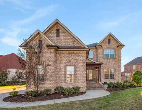 738 Stone Mill Cir, Murfreesboro, TN 37130