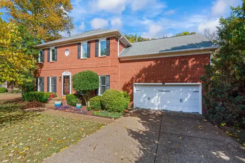 7117 River Park Ct, Nashville, TN 37221