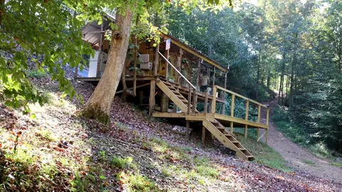 2515 Oak Knob Rd, Lafayette, TN 37083
