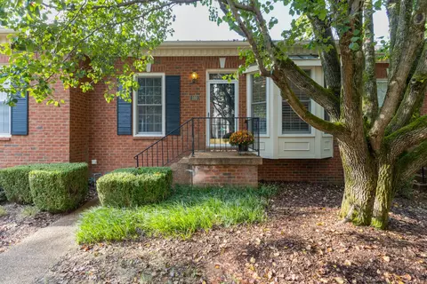 103 Windsor Terrace Dr, Nashville, TN 37221