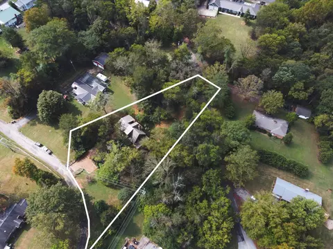 101 E Over Dr, Centerville, TN 37033 photo 2