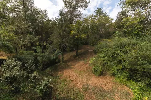 101 E Over Dr, Centerville, TN 37033 photo 11