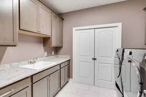 449 W Foxrun, Springfield, TN 37172 photo 10