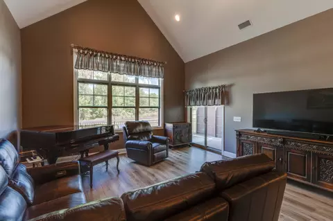 449 W Foxrun, Springfield, TN 37172 photo 9