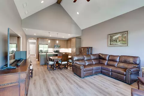 449 W Foxrun, Springfield, TN 37172 photo 6
