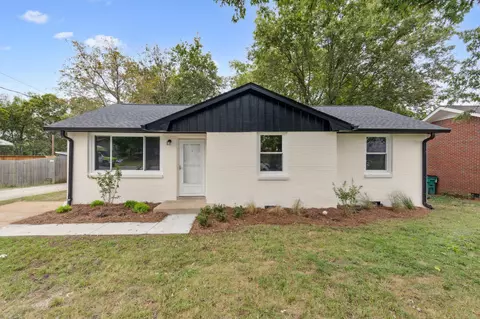 2137 W Richmond Hill Dr, Nashville, TN 37207