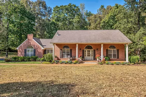 7 Ashley Ct, Lawrenceburg, TN 38464