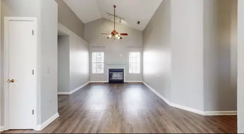 5903 Colchester Dr, Hermitage, TN 37076
