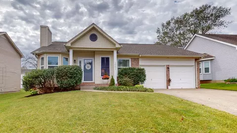 1661 Aaronwood Dr, Old Hickory, TN 37138