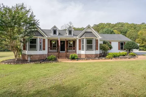 634 Longbranch Rd, Hohenwald, TN 38462