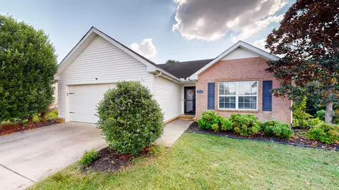 3113 Holsted Dr, Murfreesboro, TN 37128