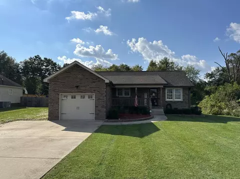 326 Airport Rd, Portland, TN 37148
