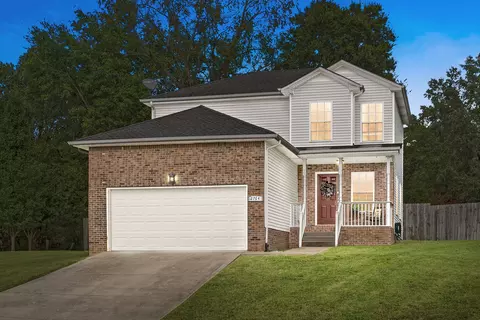 2764 Russet Ridge Dr, Clarksville, TN 37040