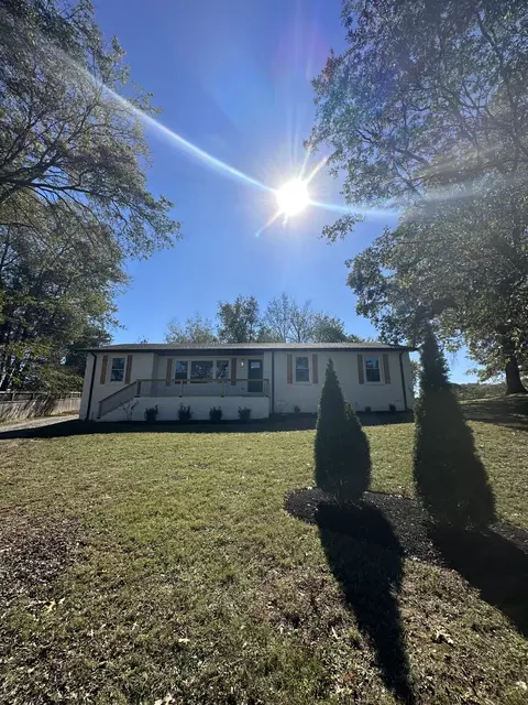 3503 Stevens Ln, Nashville, TN 37218