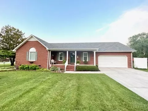109 Hillcrest Dr, Tullahoma, TN 37388
