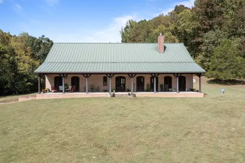 1325 Black Rd, Prospect, TN 38477