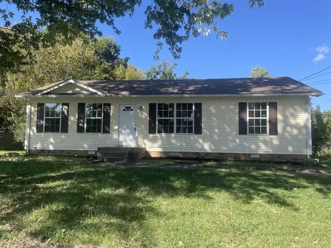 225 Mark Spitz Dr, Clarksville, TN 37042