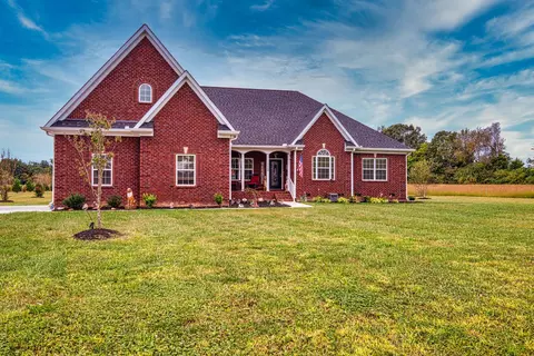 1469 Ledford Mill Rd, Tullahoma, TN 37388