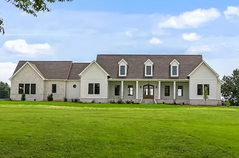 5759 Catholic Church Rd, Cedar Hill, TN 37032