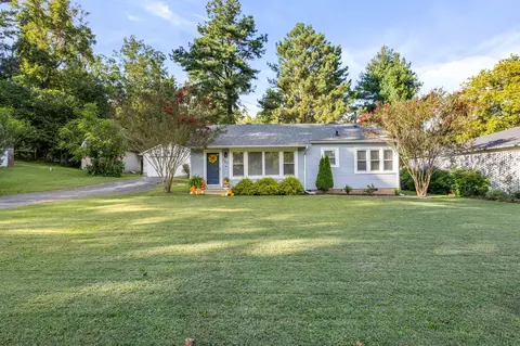 520 Parrish St, Lawrenceburg, TN 38464