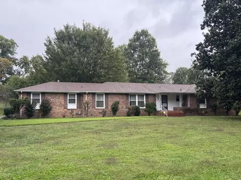 2297 Dogwood Ln, Clarksville, TN 37043