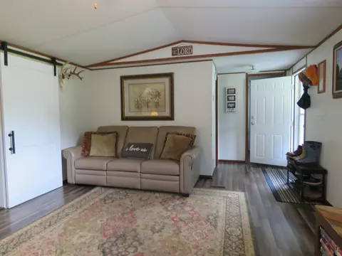 1971 Pollard Rd, Walling, TN 38587 photo 3